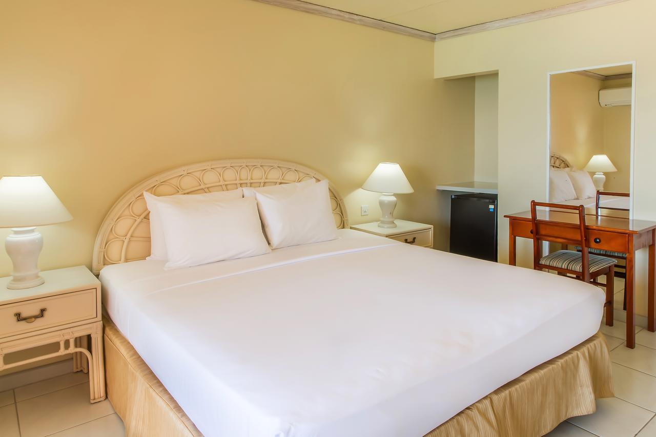 Barbados Beach Club Resort Christ Church Ngoại thất bức ảnh